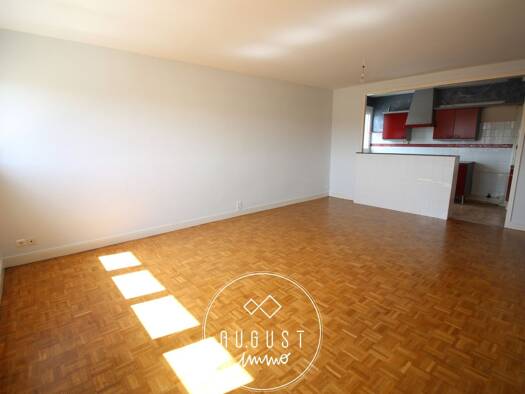 Appartement à vendre 87 600 € 3 pièces 2 chambres 67,4 m² Étage 4/4 Le Sablard Limoges 87000