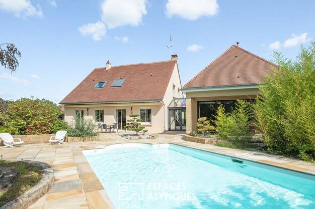 Maison à vendre 638 000 € 9 pièces 4 chambres 275 m² 4 977 m² de terrain Ruaudin 72230