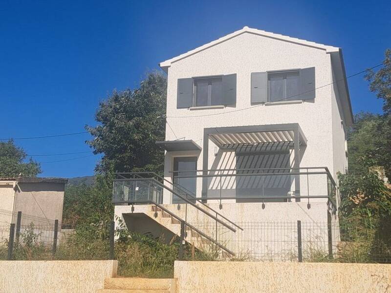 Maison à vendre, 97m², SANTA LUCIA DI MORIANI