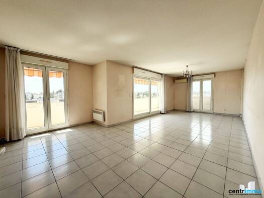 Appartement à vendre 412 000 € 5 pièces 4 chambres 126 m² Étage 4/4 Montpellier 34070
