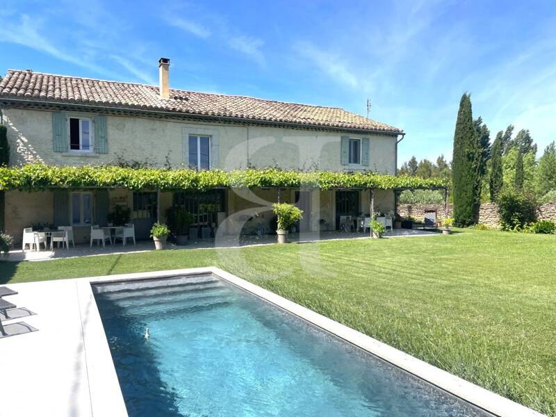 Maison à vendre, 235m², SUZE LA ROUSSE