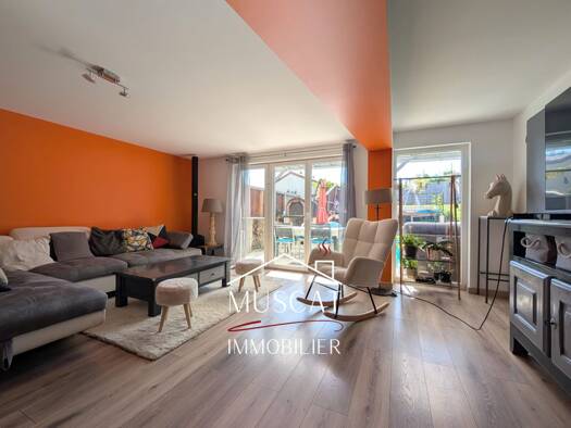 Maison à vendre 309 000 € 5 pièces 4 chambres 115,23 m² Four 38080