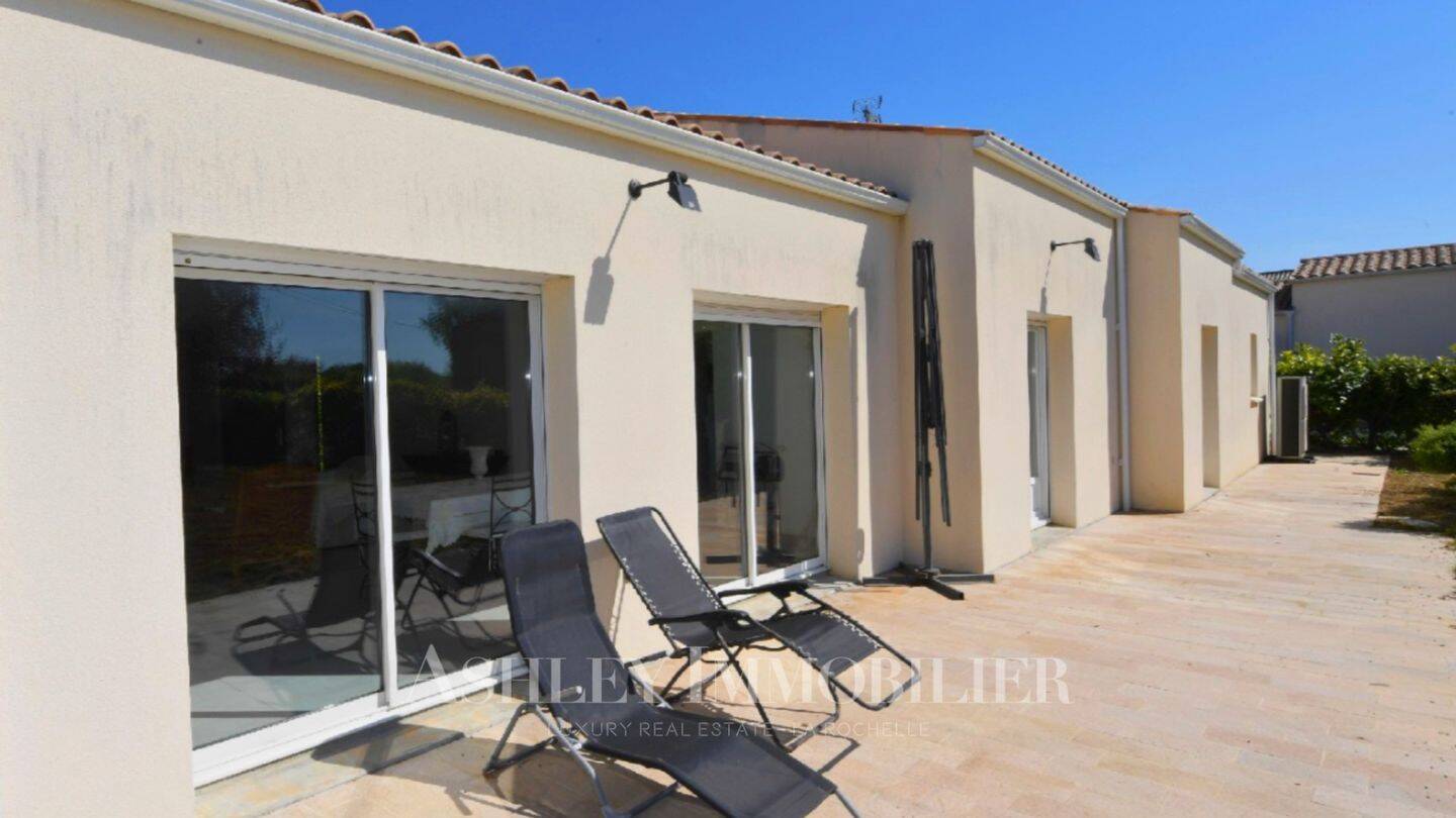 Maison à vendre, 138m², SAINT SAUVEUR D'AUNIS