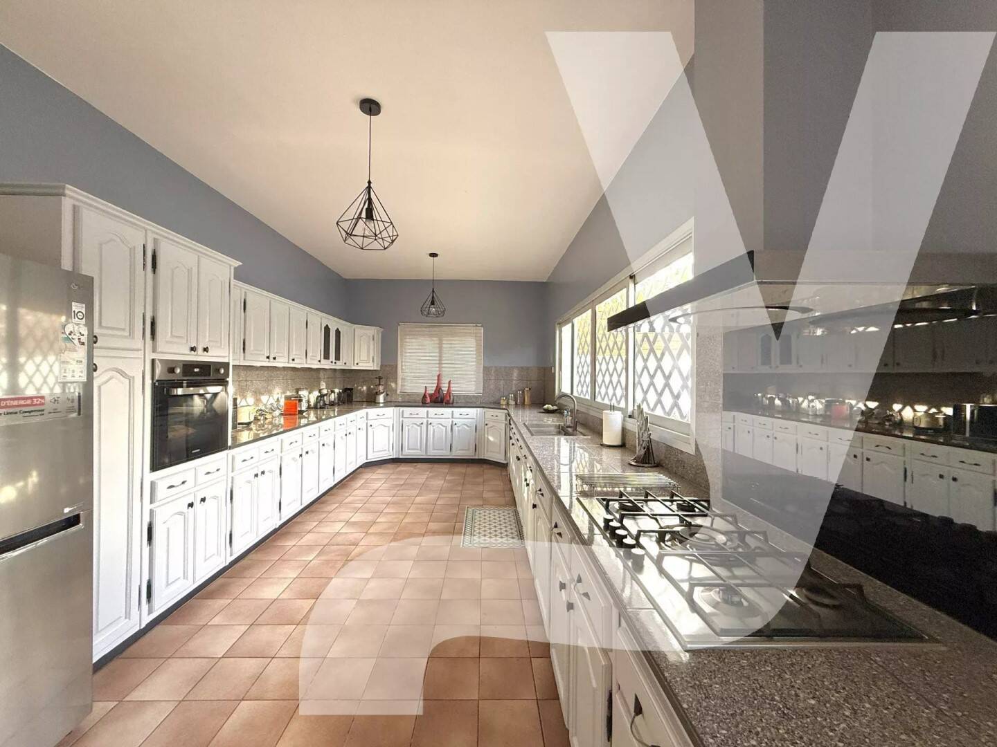Maison à vendre, 324m², SAINTE SUZANNE