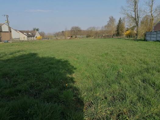 Terrain constructible à vendre 76 800 € 3 442 m² de terrain Monceau-Lès-Leups 02270