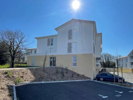 Appartement à vendre 414 000 € 3 pièces 2 chambres 68 m² Étage 1/3 Birochère-Joselière Pornic 44210
