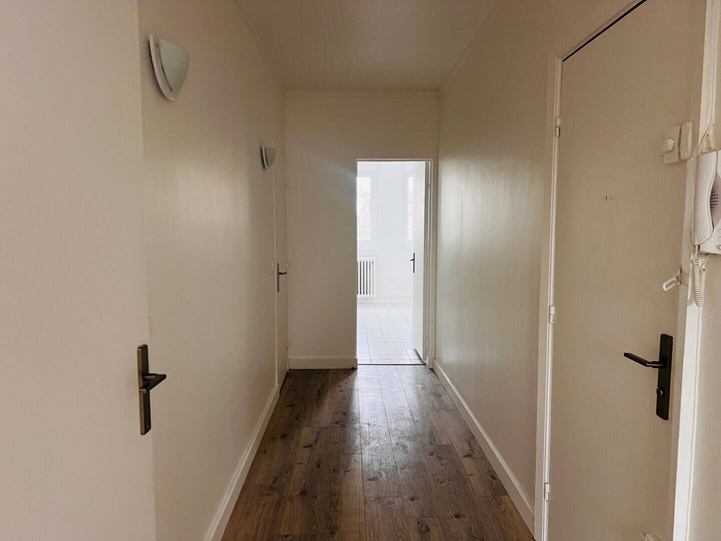 Maison à louer, 67m², COURBEVOIE