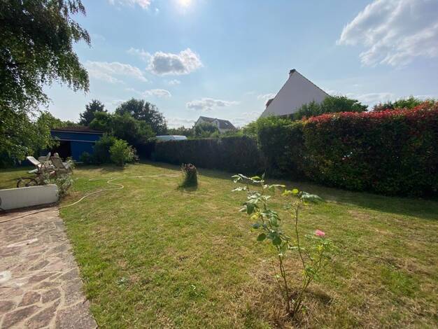 Appartement à louer 1 150 € 4 pièces 2 chambres 70 m² RDC Centre Ville-Les Graviers Épinay-sur-Orge 91360