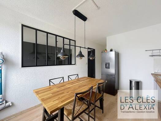 Appartement à louer 655 € 2 pièces 1 chambre 49,1 m² 2ème étage Vienne 38200