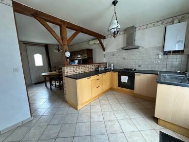Maison à vendre 99 000 € 4 pièces 2 chambres 86 m² 323 m² de terrain St Aigulin 17360