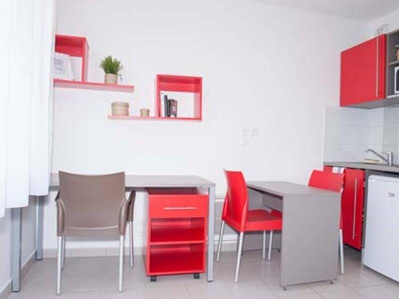 Maison à louer, 18m², MARSEILLE 3E