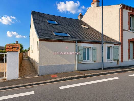 Duplex à vendre 199 900 € 5 pièces 3 chambres 79 m² RDC/1 Argonne Sud-Jean Zay Orléans 45000