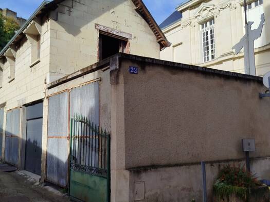 Maison de plain-pied à vendre 83 000 € 1 pièce 1 chambre 116 m² 150 m² de terrain Chinon 37500