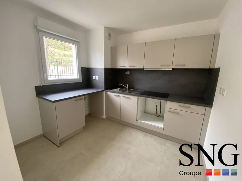 Maison à louer, 64m², MARSEILLE 14E