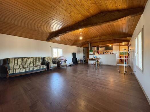 Appartement à louer 680 € 3 pièces 2 chambres 79 m² Étage 2/2 Centre Ville Langon 33210