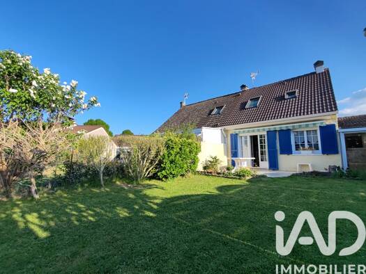 Maison à vendre 279 000 € 4 pièces 2 chambres 75,86 m² 412 m² de terrain Domaine d'Armainvilliers Ozoir-la-Ferrière 77330
