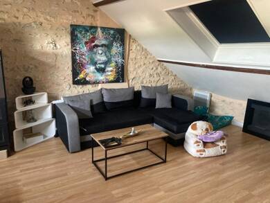 Appartement à vendre 65 000 € 2 pièces 1 chambre 28 m² Dernier étage, Étage 2/2 Centre Sud Champagne-sur-Seine 77430