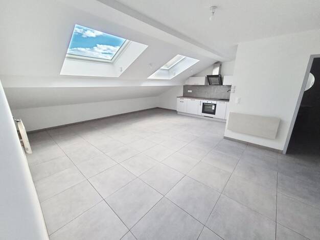 Appartement à vendre 115 000 € 3 pièces 2 chambres 57,8 m² Étage 3/3 Nord Pompey 54340