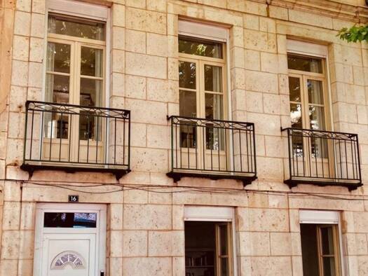 Maison à vendre 334 400 € 8 pièces 6 chambres 267 m² 430 m² de terrain Lavardac 47230