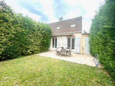 Maison à vendre 309 990 € 5 pièces 3 chambres 81 m² 196 m² de terrain Leclerc-Verdun Nord Est Brie Comte Robert 77170