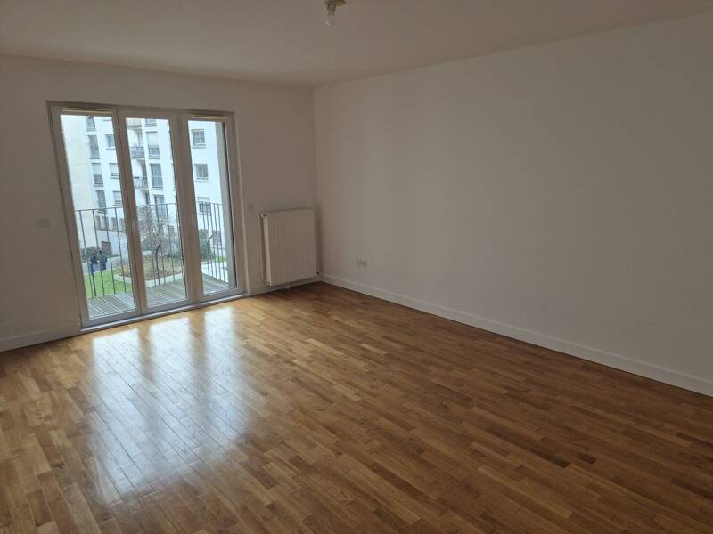 Maison à louer, 78m², PARIS 18E