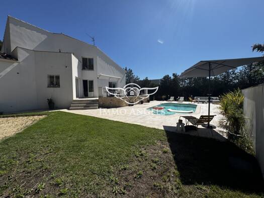 Villa à vendre 849 000 € 6 pièces 5 chambres 158 m² 1 700 m² de terrain Courtarelle-Cantagril-Muriers Castelnau-le-Lez 34170