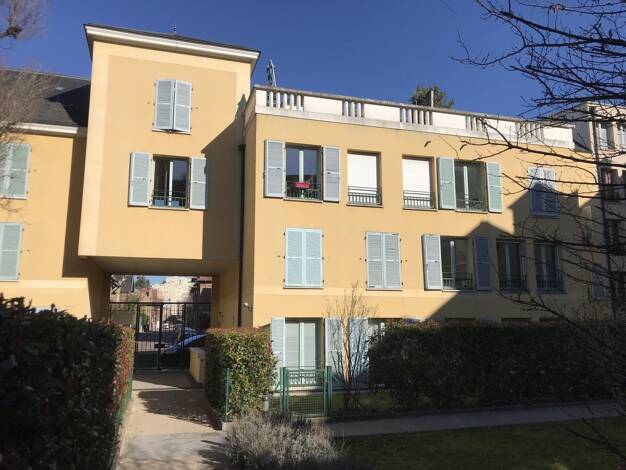 Appartement à louer - Neuf 2 070 € 3 pièces 2 chambres 83,8 m² Étage 2/4 Montreuil Versailles 78000
