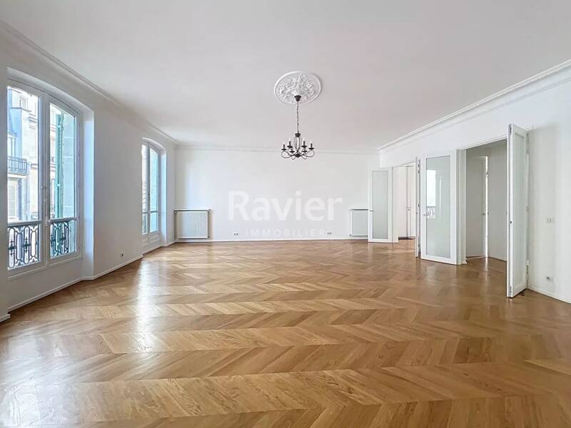 Maison à louer, 250m², PARIS 8E