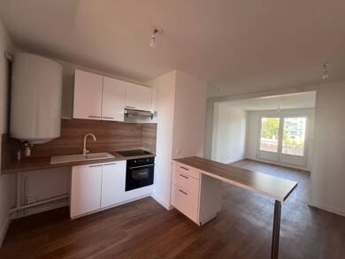 Appartement à vendre 179 500 € 4 pièces 3 chambres 68 m² Étage 2/4 Marignane 13700