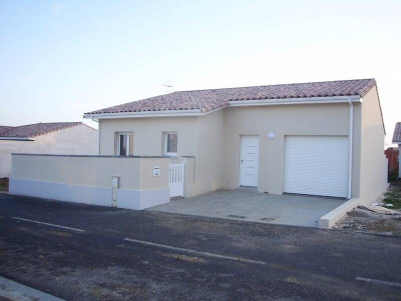 Maison à louer, 94m², BASSAN