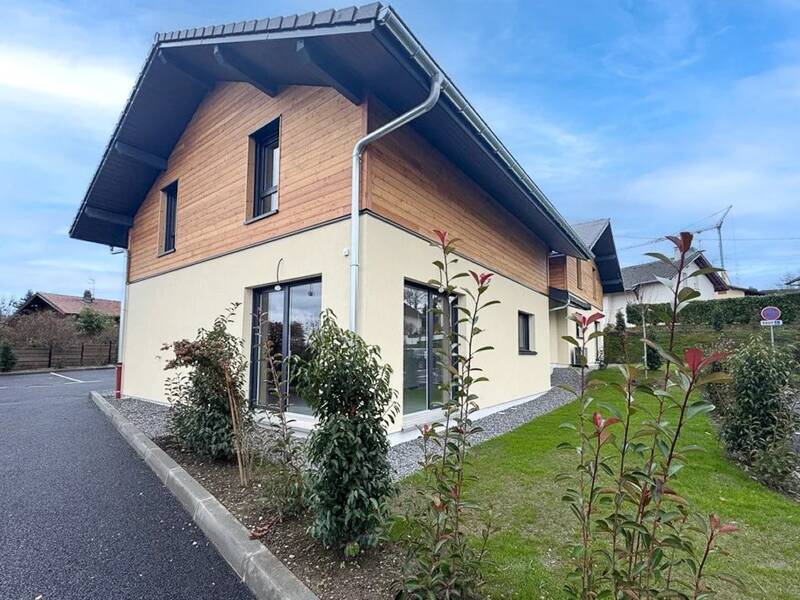 Maison à louer, 90m², SCIEZ
