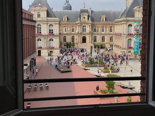 Appartement à vendre 221 000 € 3 pièces 2 chambres 76 m² Étage 3/3 Amiens 80000