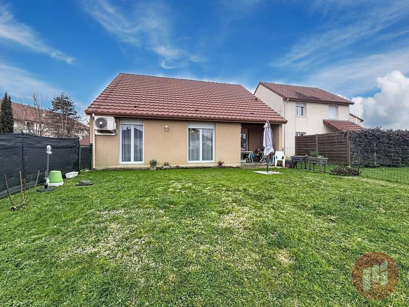 Maison à vendre, 83m², SAINT PANTALEON DE LARCHE