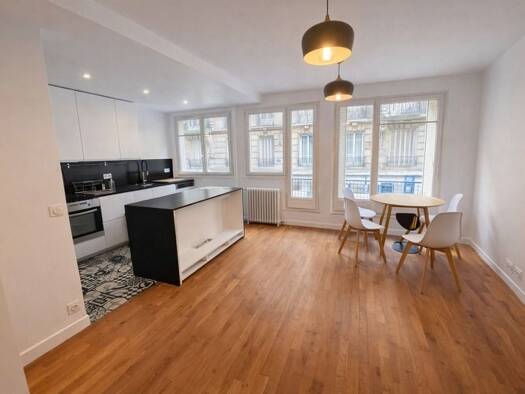 Appartement à vendre 630 000 € 3 pièces 2 chambres 61 m² Étage 1/5 Saint Lambert Paris 15ème arrondissement 75015