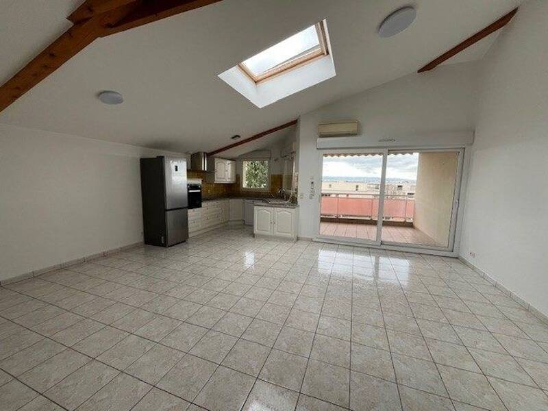 Maison à louer, 83m², FEURS