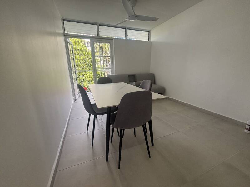 Maison à louer, 44m², LES ABYMES