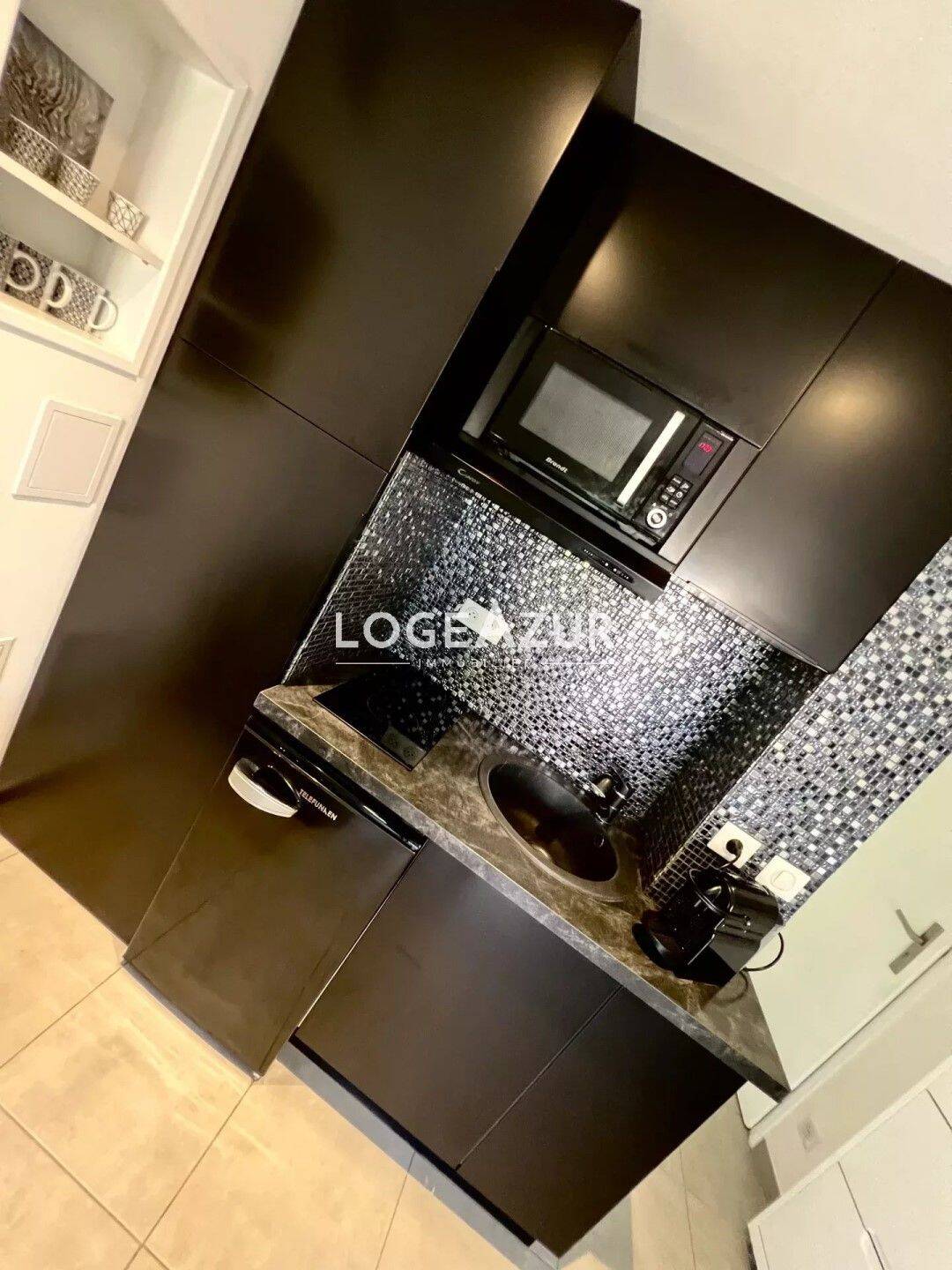 Maison à louer, 22m², ANTIBES