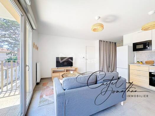 Appartement à louer 900 € 2 pièces 1 chambre 43,8 m² 1er étage Vienne 38200