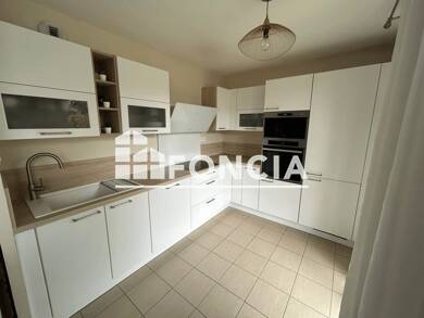 Appartement à louer 1 250 € 3 pièces 2 chambres 63 m² RDC Madeleine-Le Vignois Gonesse 95500