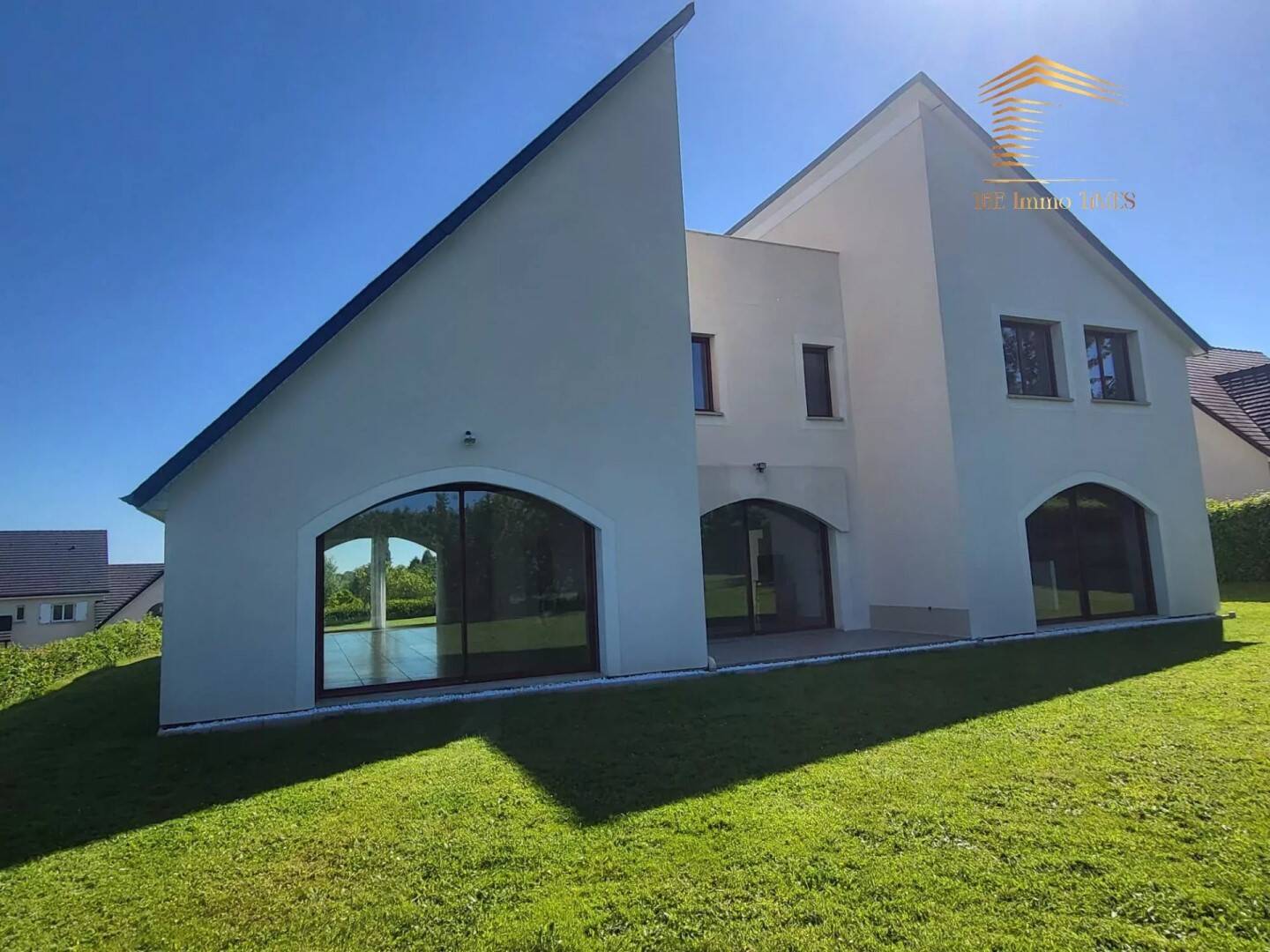 Maison à vendre, 292m², LA NEUVILLE CHANT D'OISEL