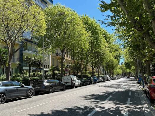 Appartement à vendre 1 910 000 € 14 pièces 276 m² RDC/1 Nice 06000