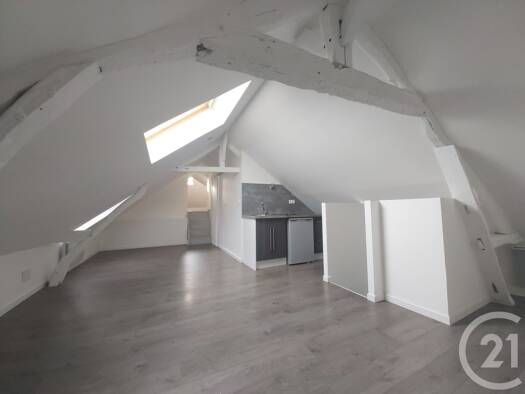 Appartement à louer 445 € 2 pièces 1 chambre 19 m² 2ème étage Le Mesnil-Esnard 76240