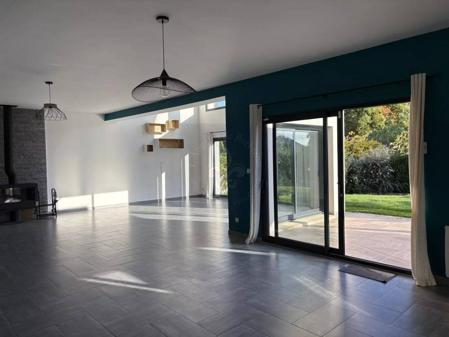 Maison à vendre, 260m², FONTAINE LE PORT