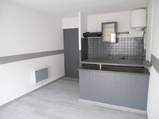 Appartement à vendre 49 000 € 2 pièces 1 chambre 35 m² Étage 1/2 Centre Forbach 57600