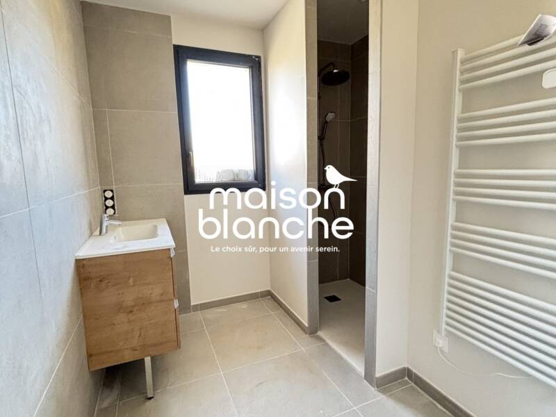 Maison à louer, 91m², COUTRAS