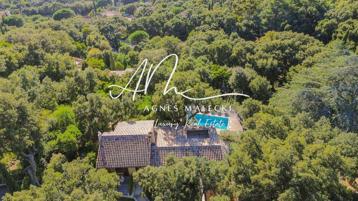 Maison à vendre, 160m², RAYOL CANADEL SUR MER