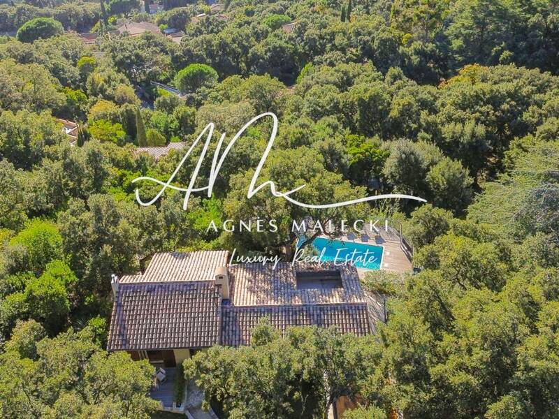 Maison à vendre, 160m², RAYOL CANADEL SUR MER