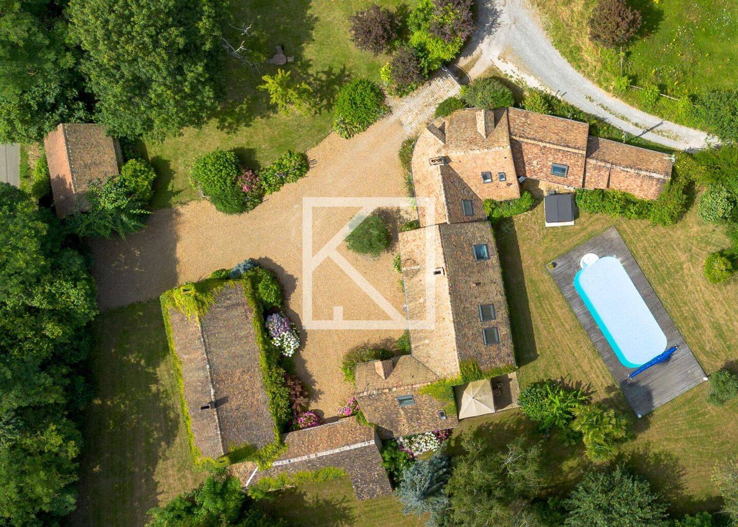 Maison à vendre, 213m², SAVIGNE L'EVEQUE