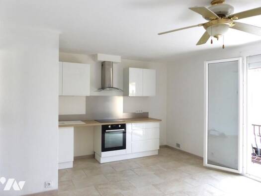 Appartement à vendre 216 000 € 2 pièces 1 chambre 37,47 m² Étage 1/2 Le Grau-du-Roi 30240