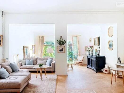 Maison à vendre 1 107 000 € 9 pièces 6 chambres 272 m² 400 m² de terrain Bordeaux 33000